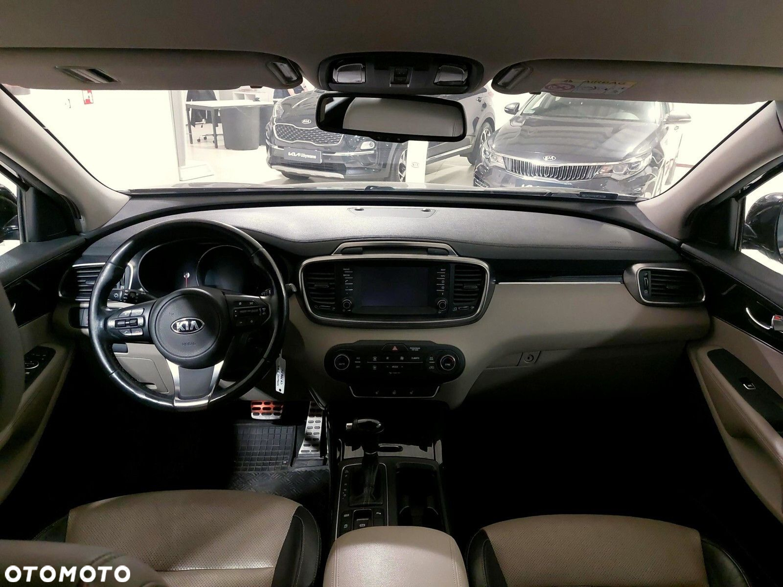 Kia Sorento 2.0 CRDI L - 21