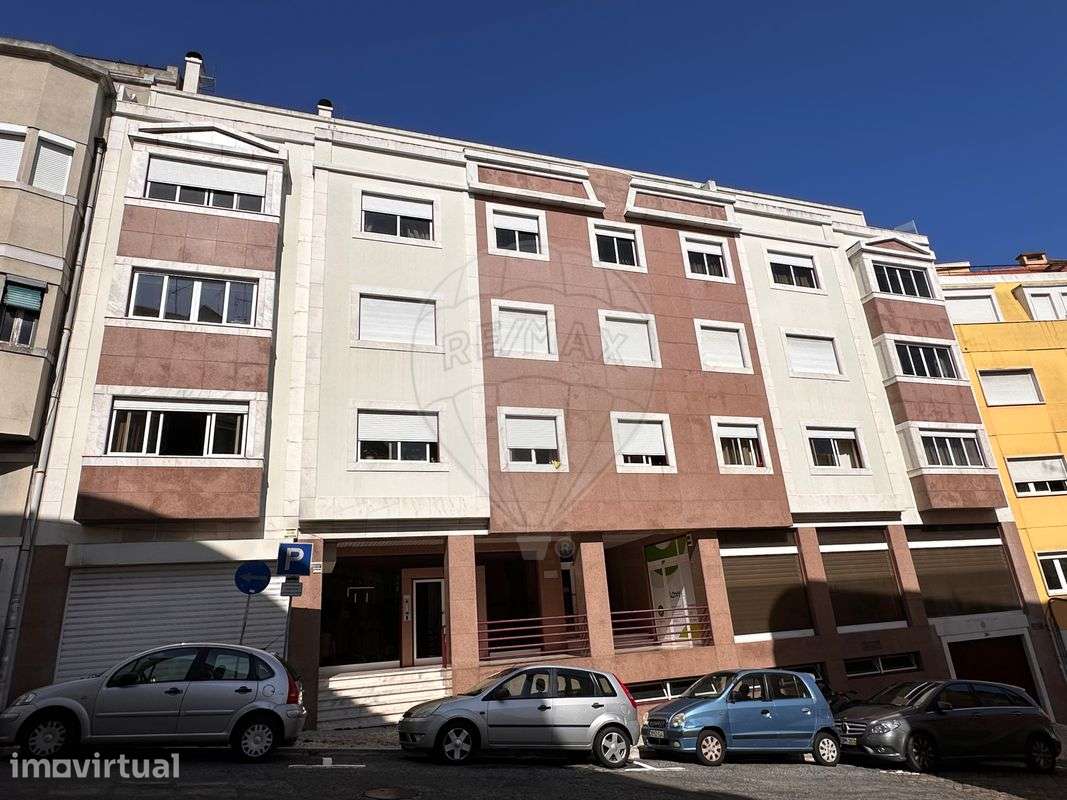 Apartamento T3 para arrendamento - Grande imagem: 2/17