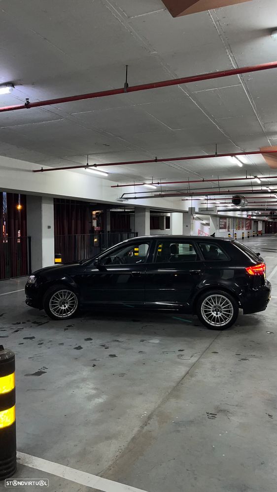 Audi A3 Sportback 1.6 TDI DPF Ambition - 4