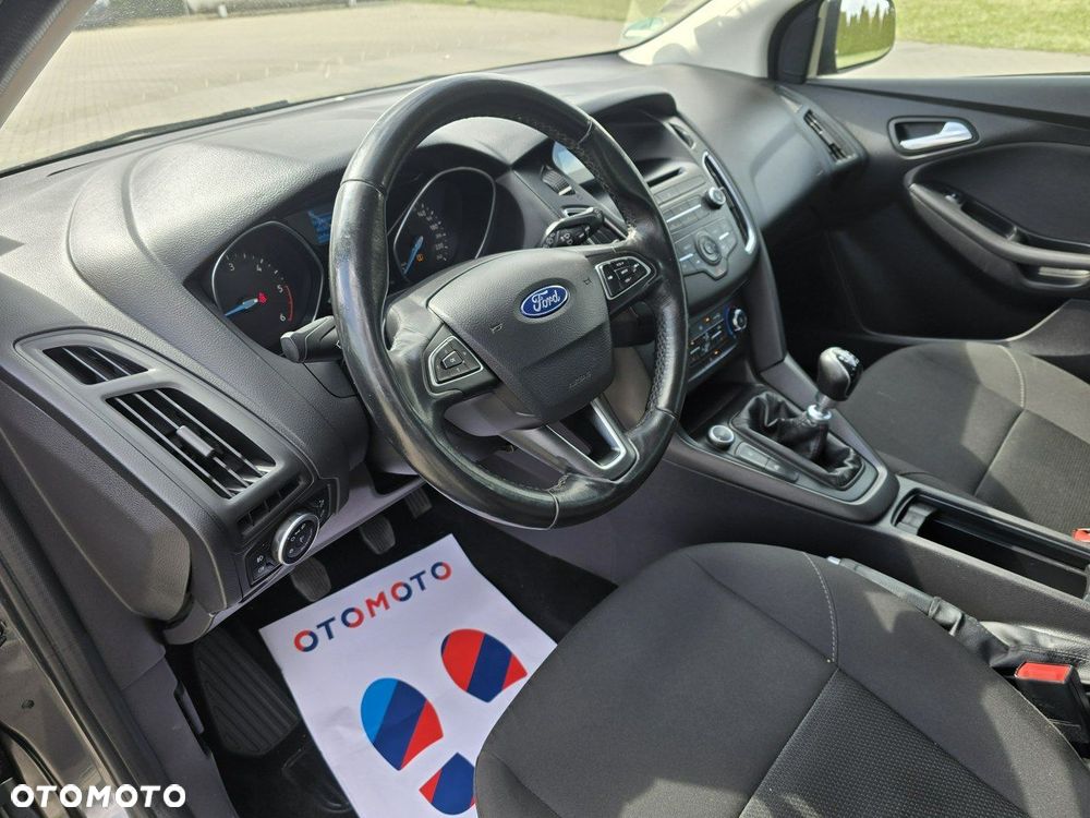 Ford Focus - 15