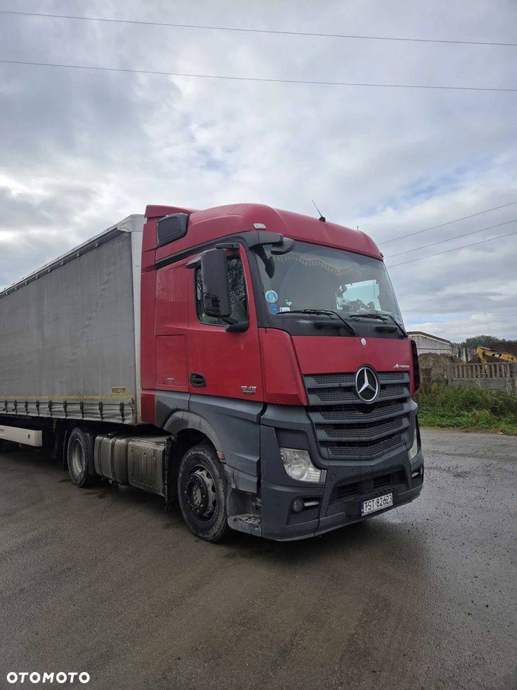 Mercedes-Benz Actros - 2