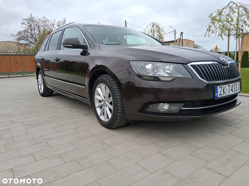 Skoda Superb 2.0 TDI DSG Elegance - 7