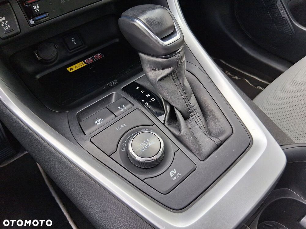 Toyota RAV4 - 36