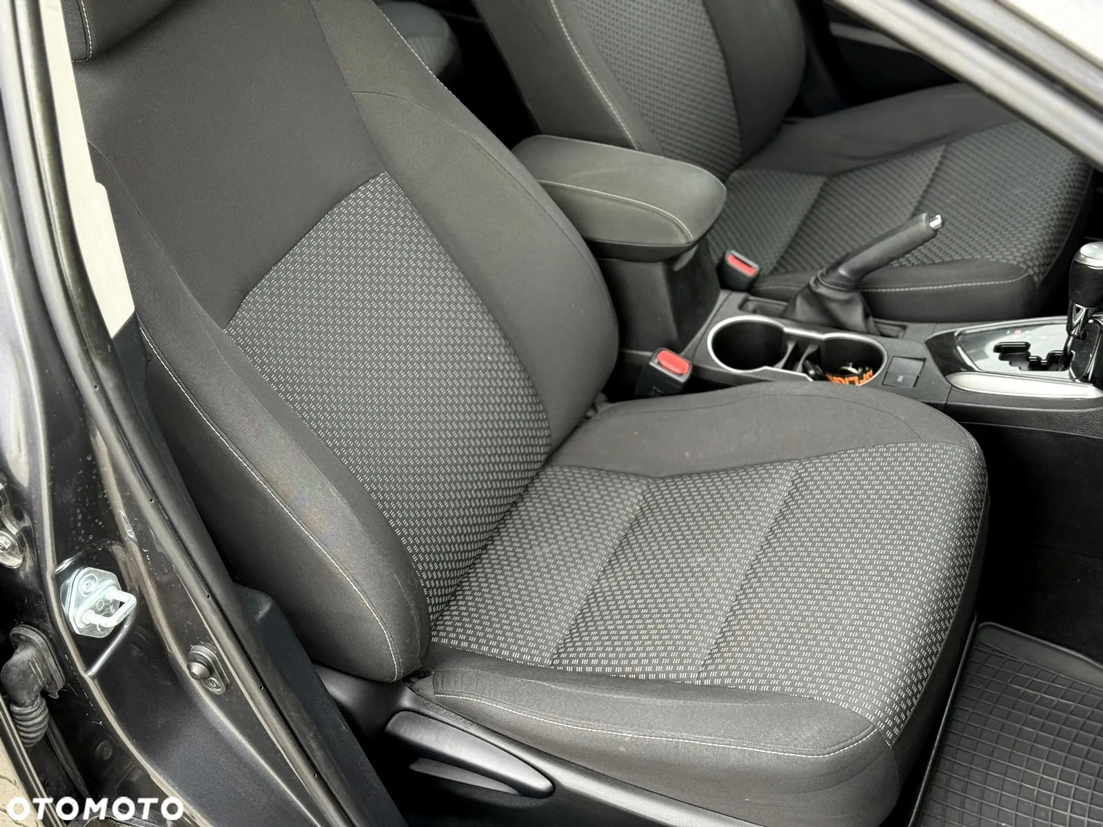 Toyota Corolla 1.6 Premium MM - 29