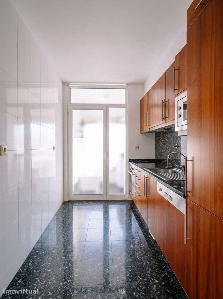 Apartamento T2 - Centro Porto, Rua da Saudade - Grande imagem: 4/16