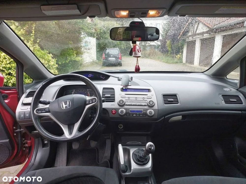 Honda Civic 1.8 Executive - 19