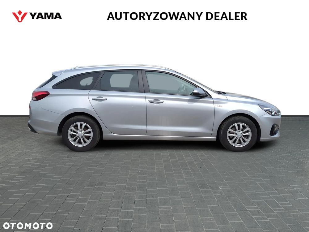 Hyundai i30 1.0 T-GDI Classic + - 6