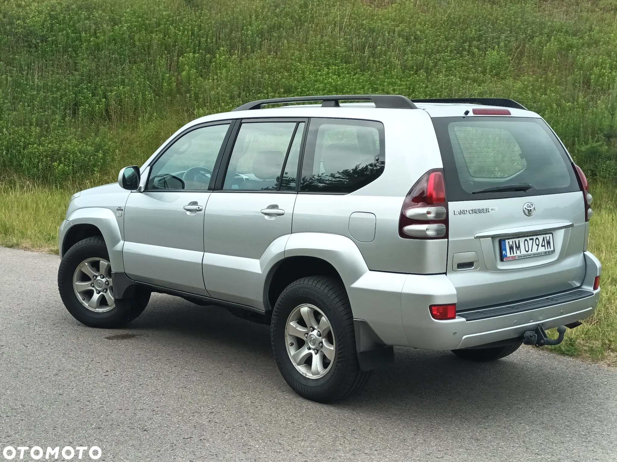 Toyota Land Cruiser - 10