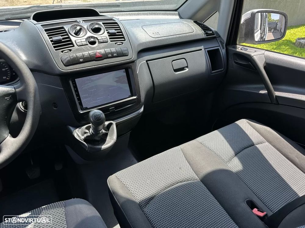 Mercedes-Benz Vito Compacta CREW - 38
