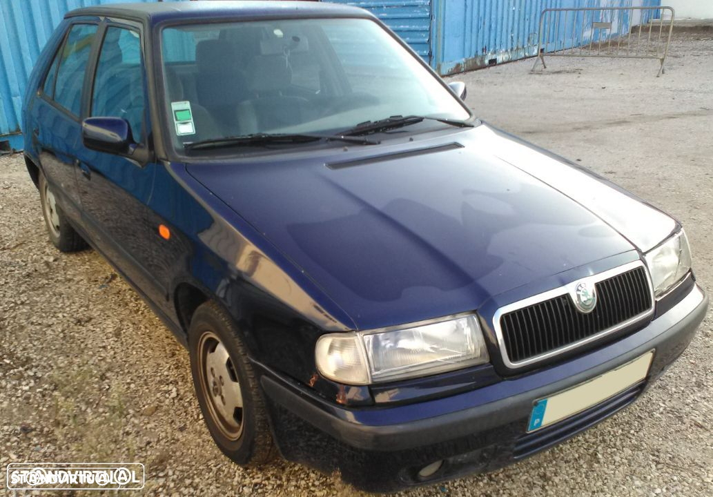 Skoda Felicia 1.9 d de 2000 para peças - 3