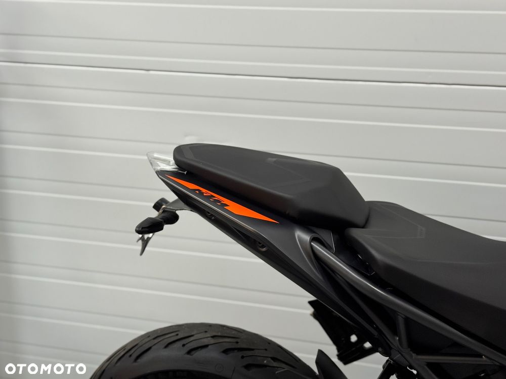 KTM Duke - 4