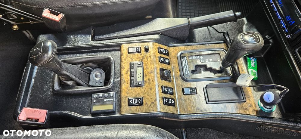 Mercedes-Benz Klasa G 300 TD - 13