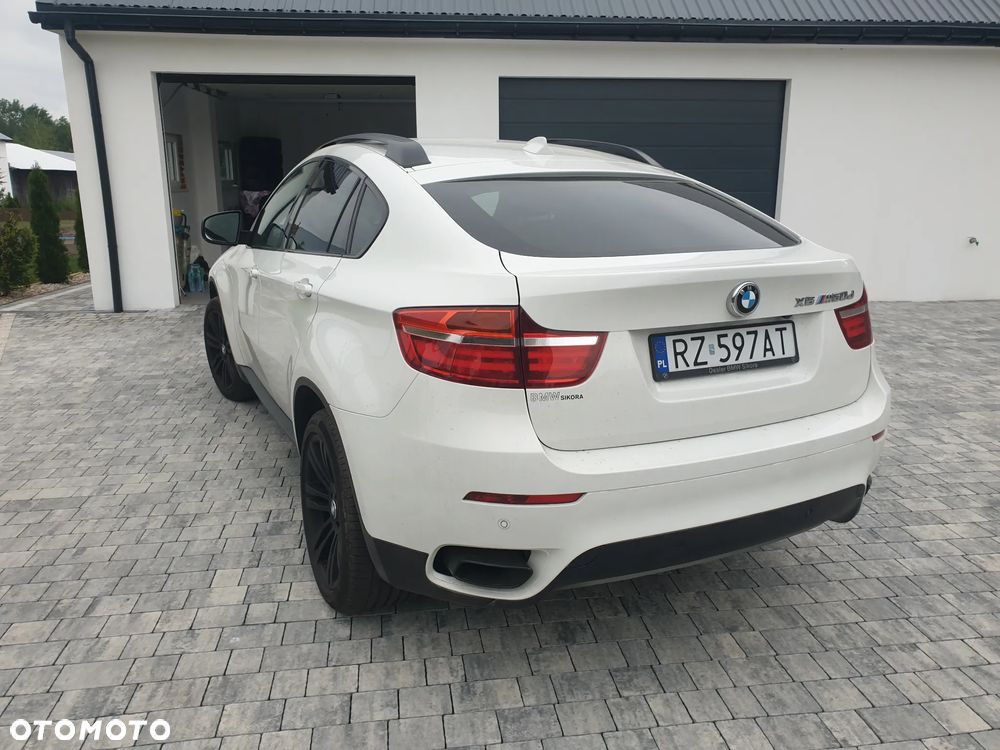 BMW X6M - 12