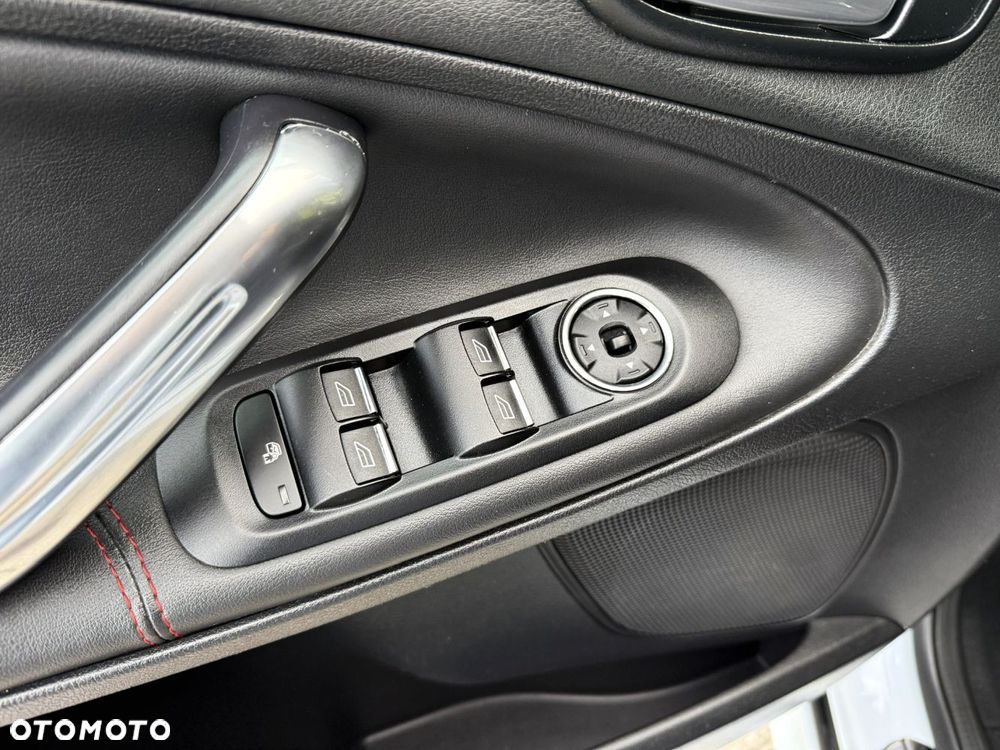 Ford S-Max - 32