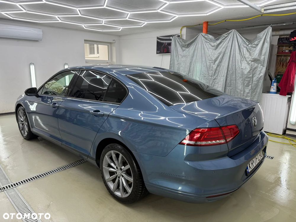 Volkswagen Passat 2.0 TDI BMT Comfortline - 9