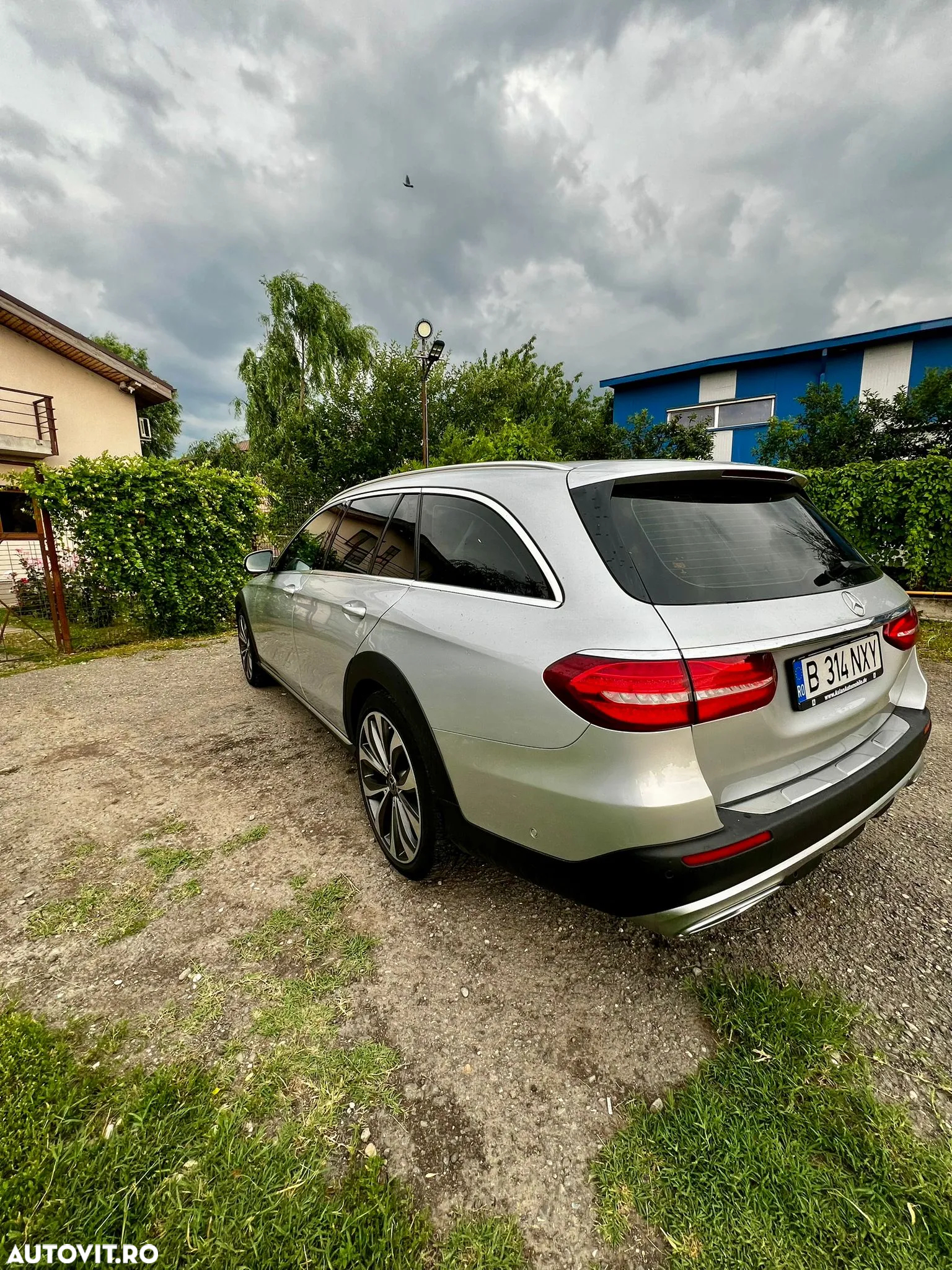 Mercedes-Benz E 220 d All-Terrain 4MATIC Aut. - 3