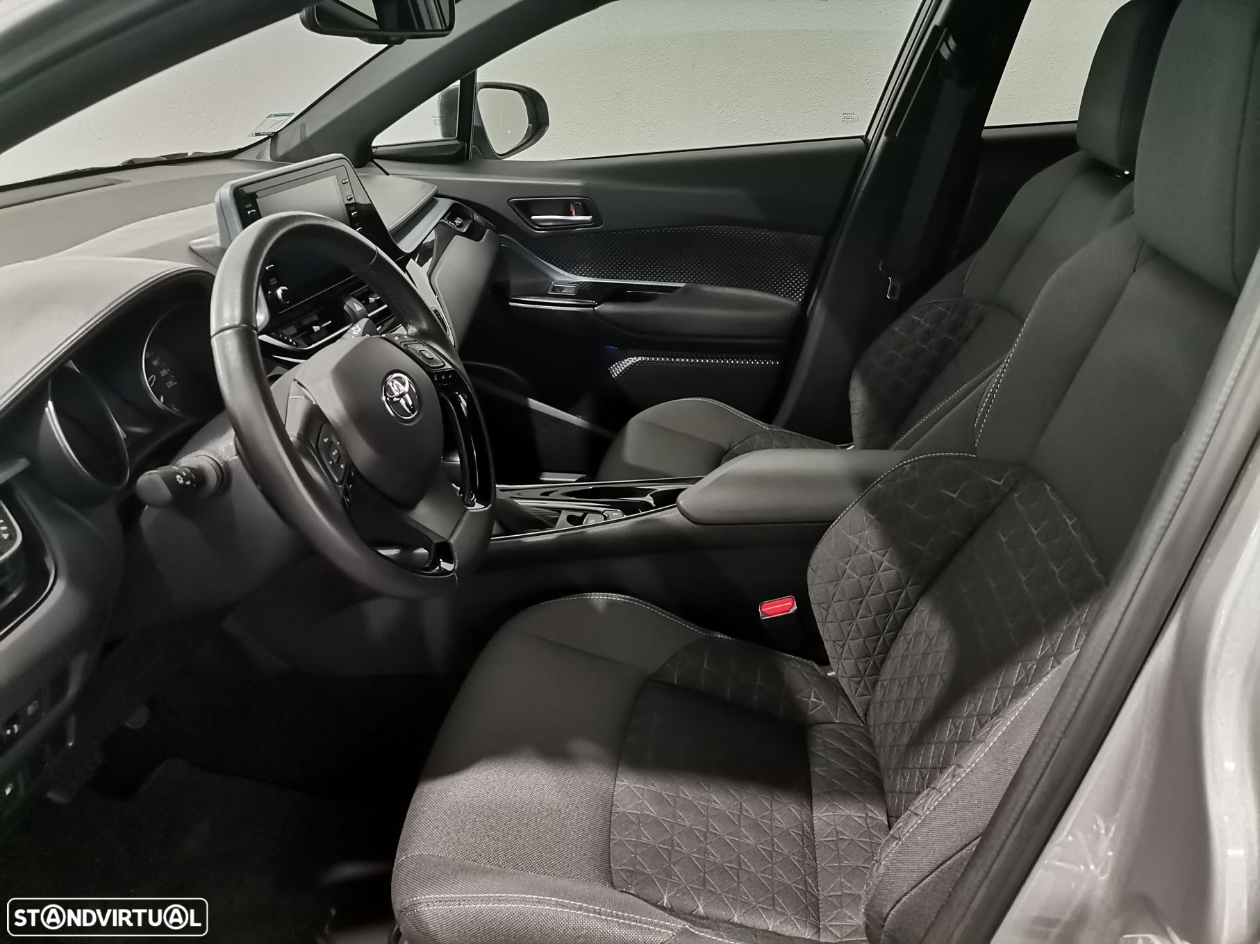 Toyota C-HR 1.8 Hybrid Square Collection - 11