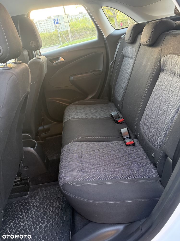 Opel Crossland X - 18