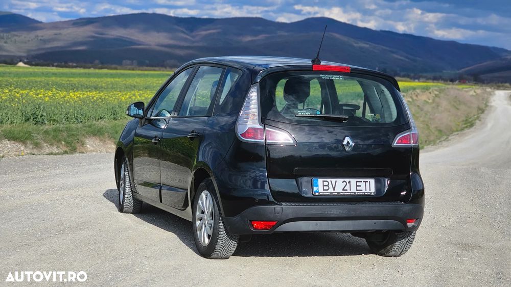 Renault Scenic - 10