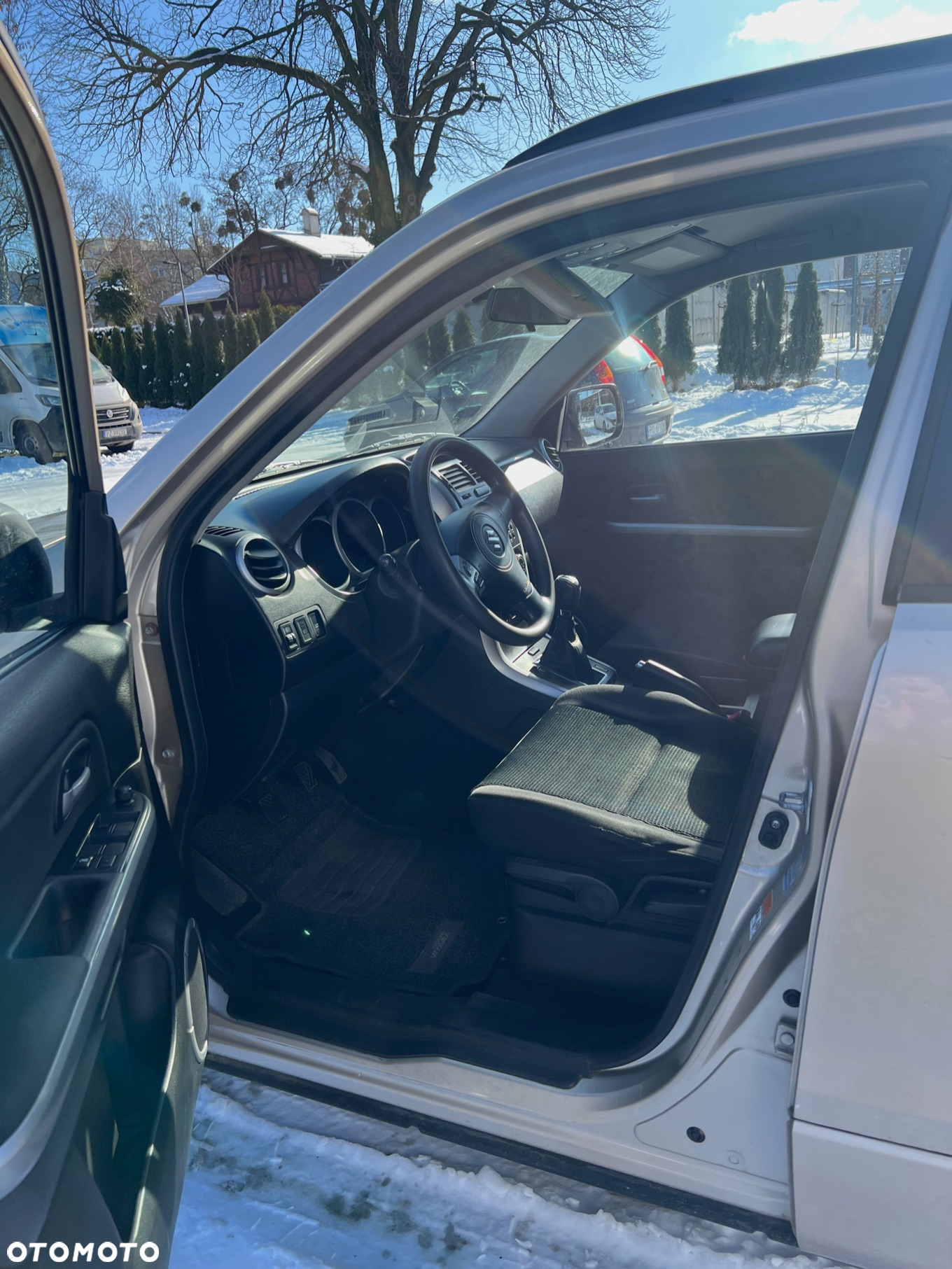 Suzuki Grand Vitara 2.0 - 8