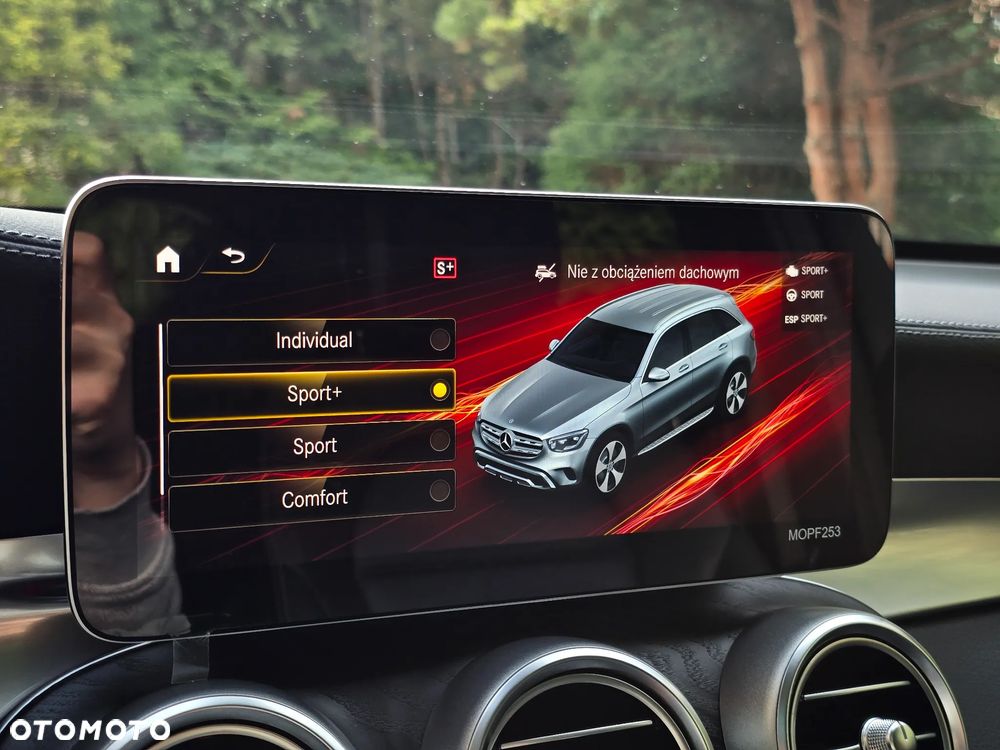 Mercedes-Benz GLC 300 4Matic 9G-TRONIC - 30