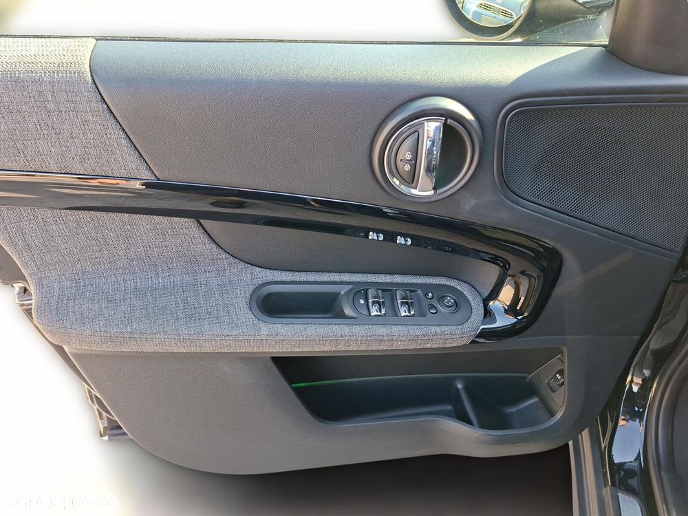 MINI Countryman Cooper Classic Trim - 15