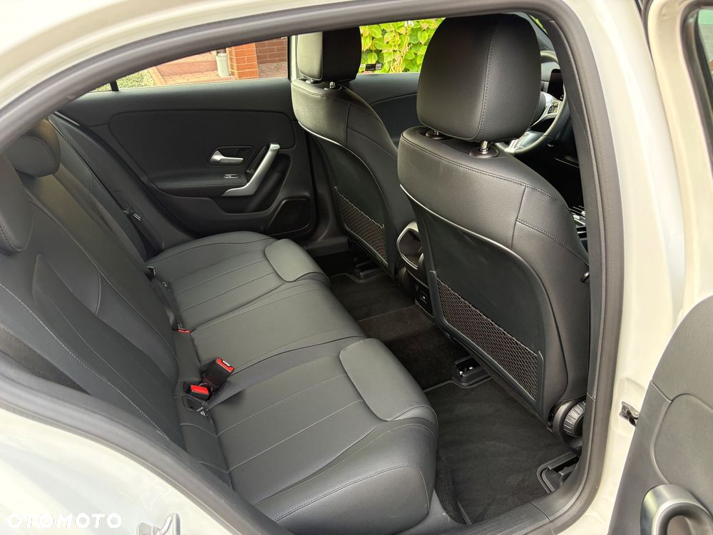 Mercedes-Benz Klasa A 200 Progressive 7G-DCT - 14