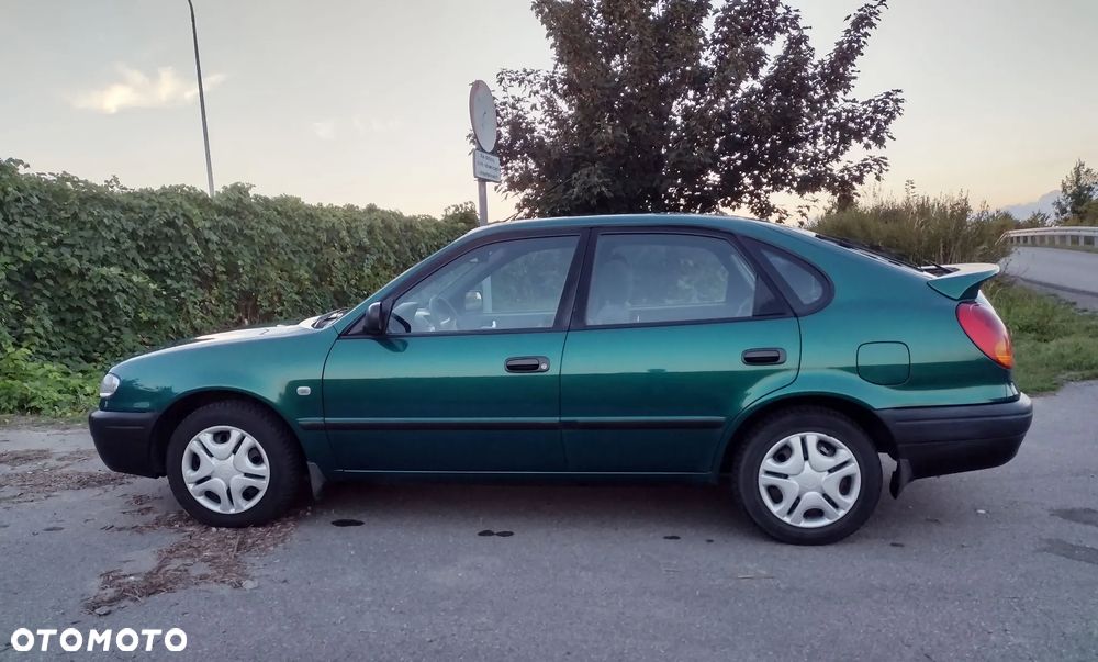 Toyota Corolla 1.4 Terra1 - 3