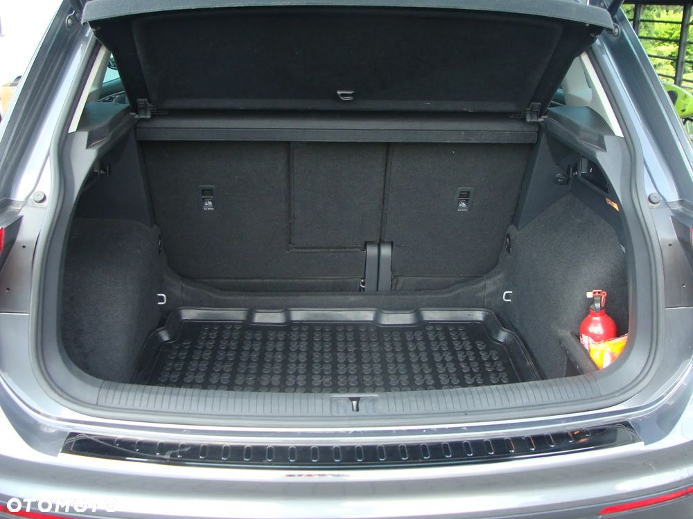 Volkswagen Tiguan 2.0 TDI SCR IQ.DRIVE - 6