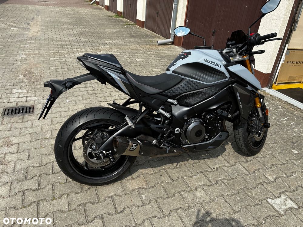 Suzuki GSX 1000 - 2