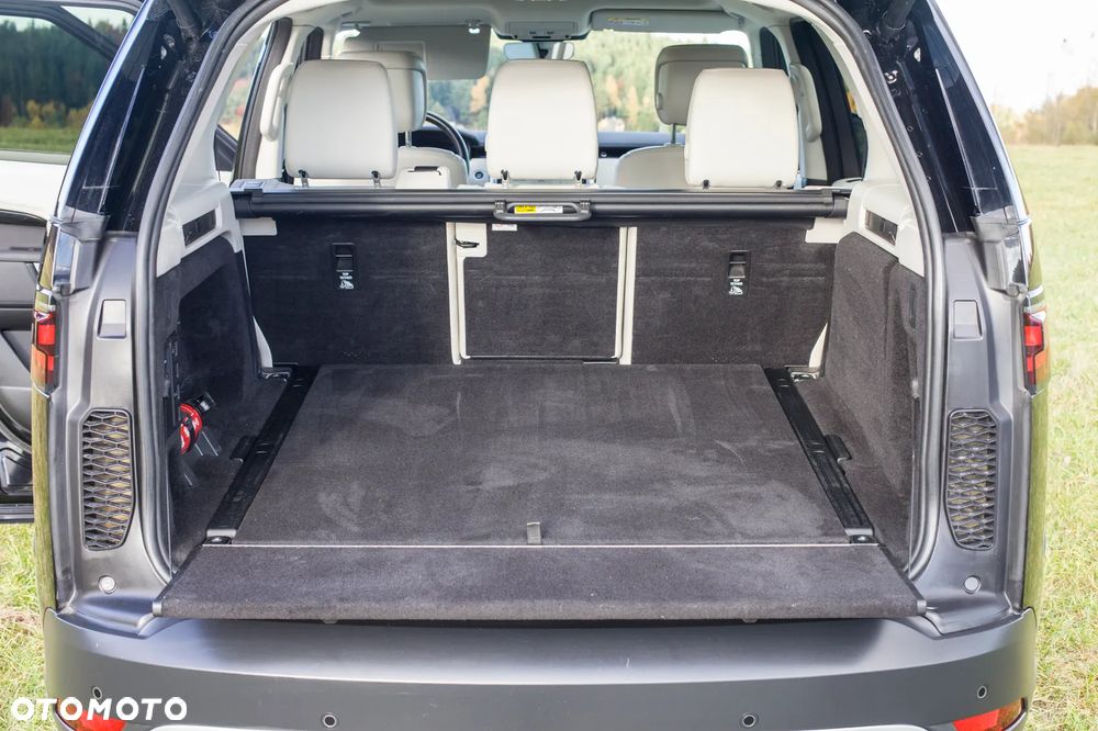 Land Rover Discovery 3.0 D300 mHEV R-Dynamic SE - 15