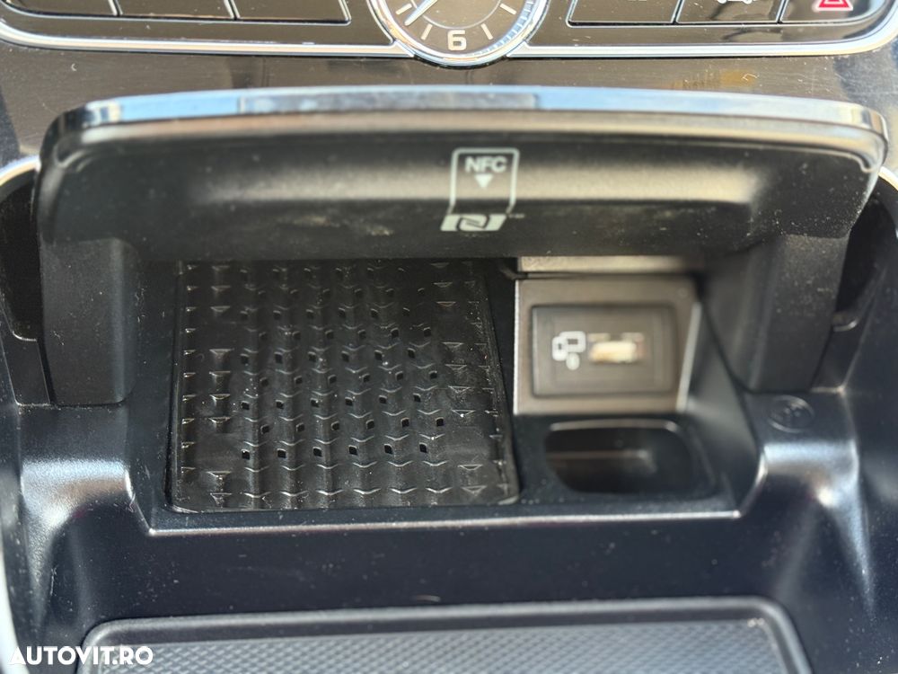 Mercedes-Benz E 220 d 9G-TRONIC AMG Line - 10