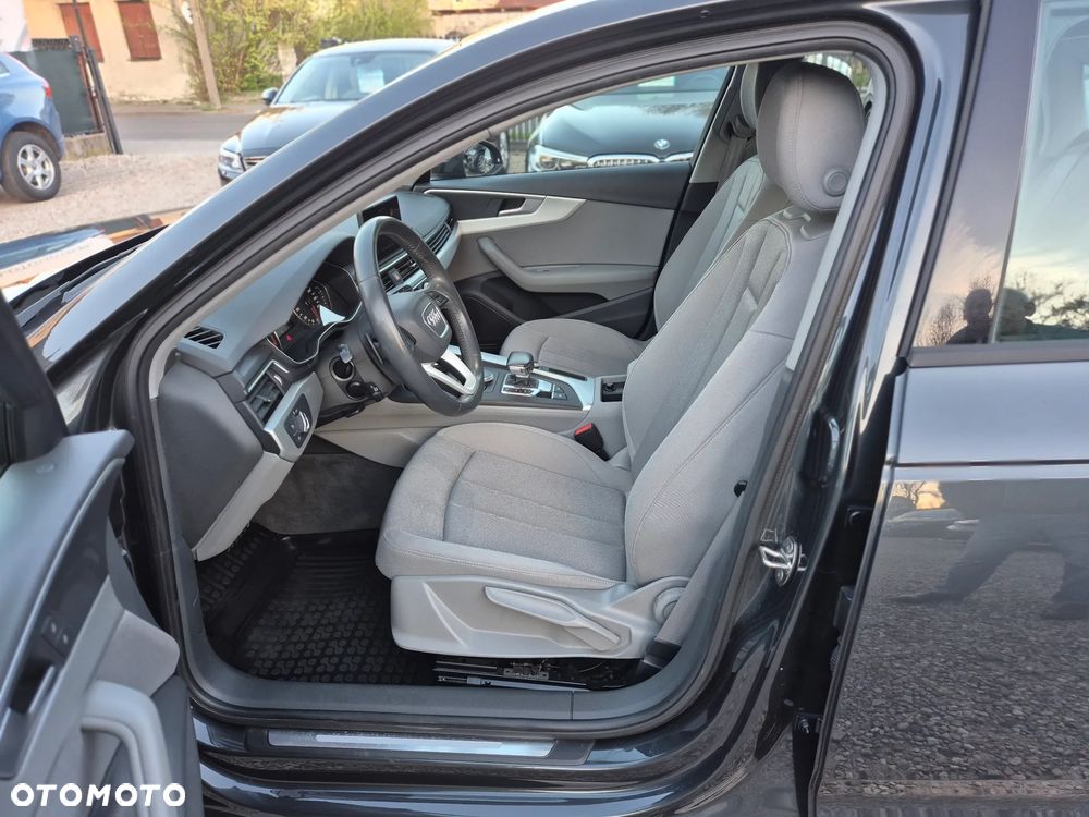 Audi A4 Limousine - 22