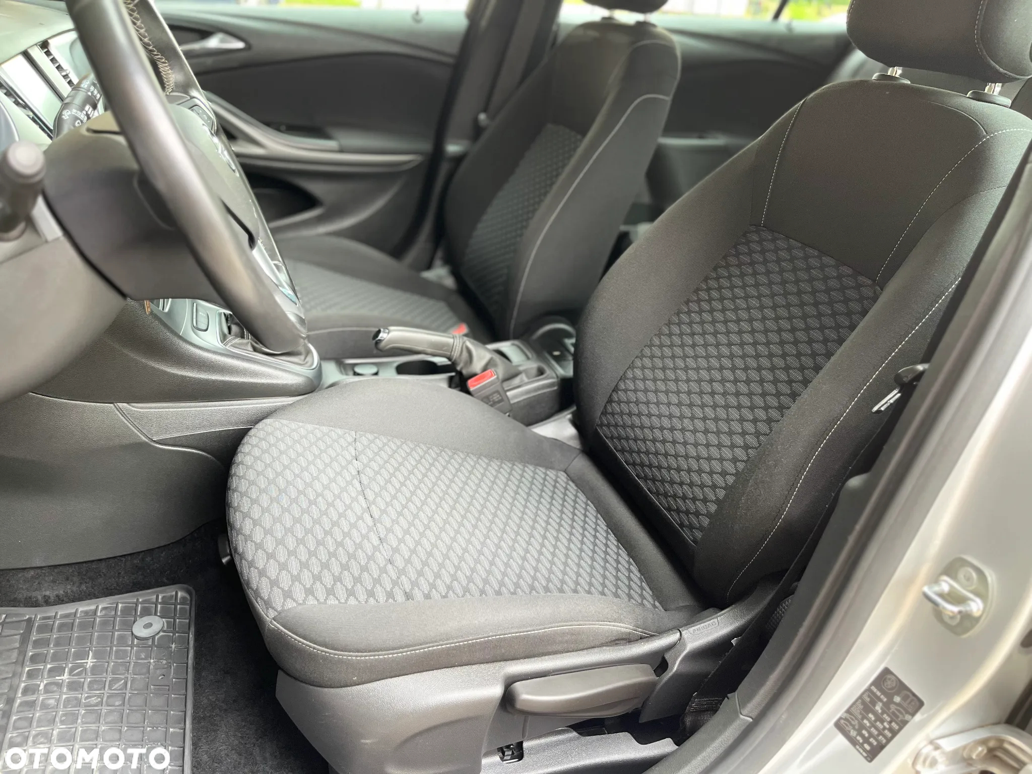 Opel Astra V 1.6 CDTI Enjoy - 21