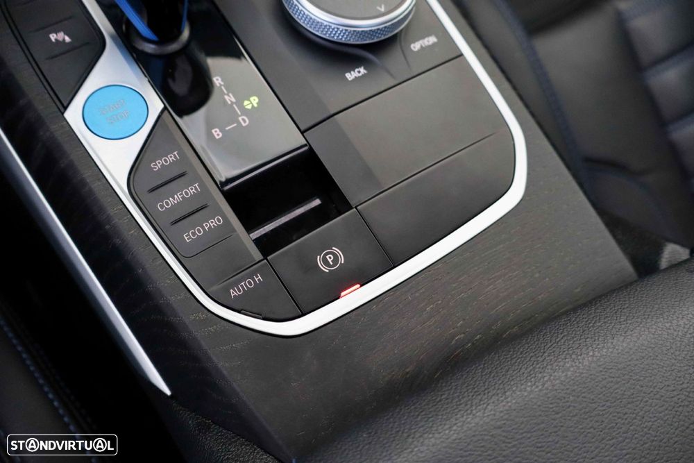 BMW i4 eDrive40 Pack Desportivo M - 46