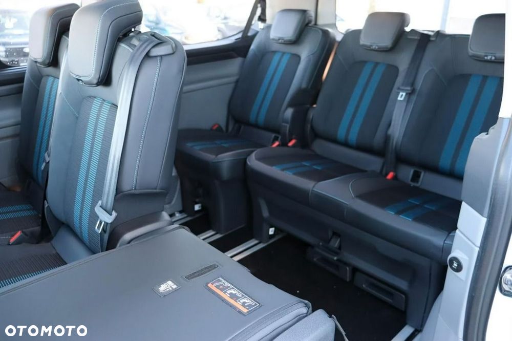 Ford Tourneo Custom - 6
