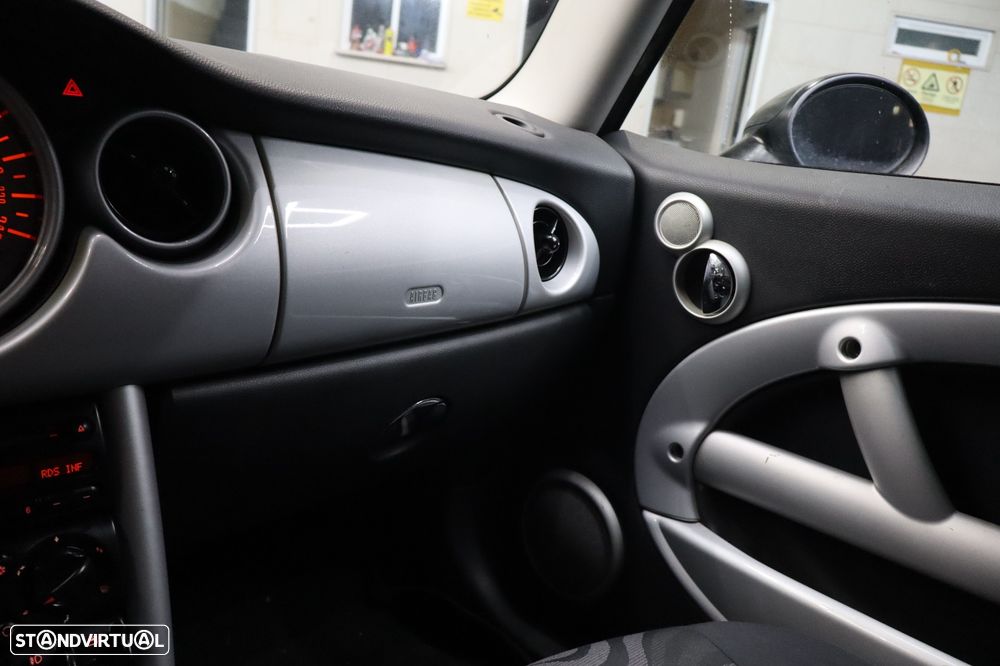 MINI 3 Portas One D Seven - 13