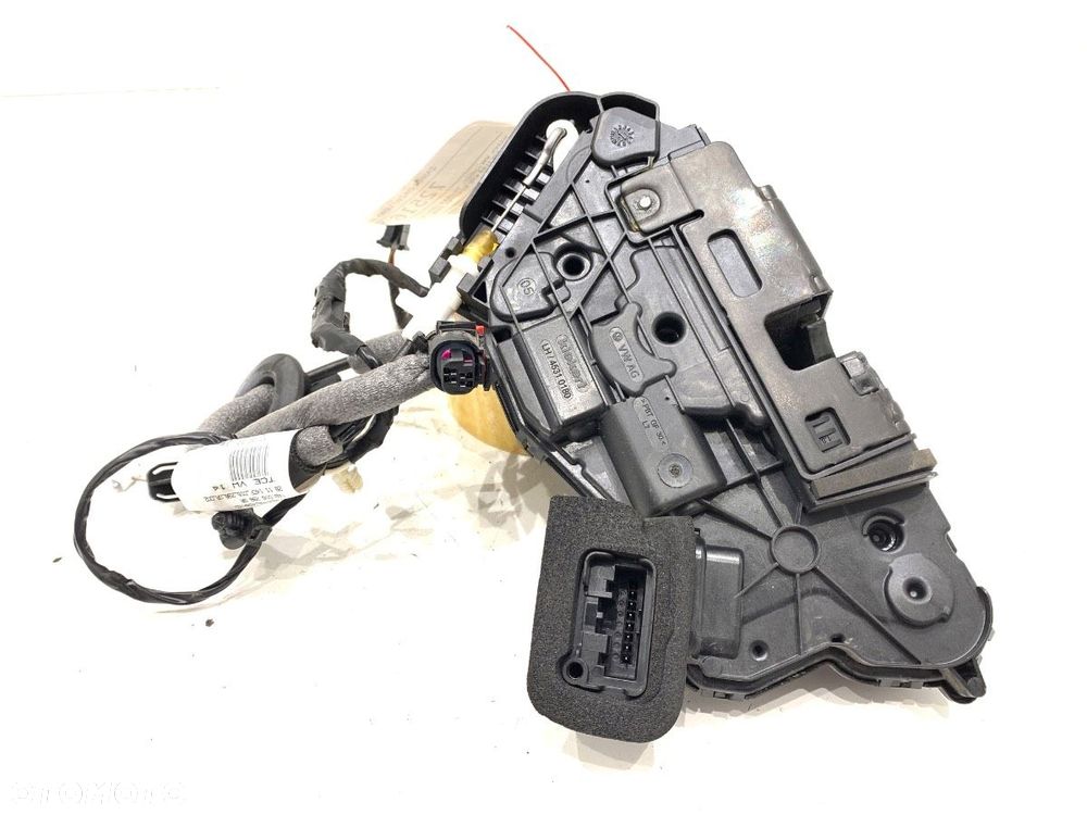 ZAMEK DRZWI LEWY PRZÓD  VW TOURAN (5T1) 2015 - 2022 1.5 TSI 110 kW [150 KM] benzyna 2018 - 2022 - 2