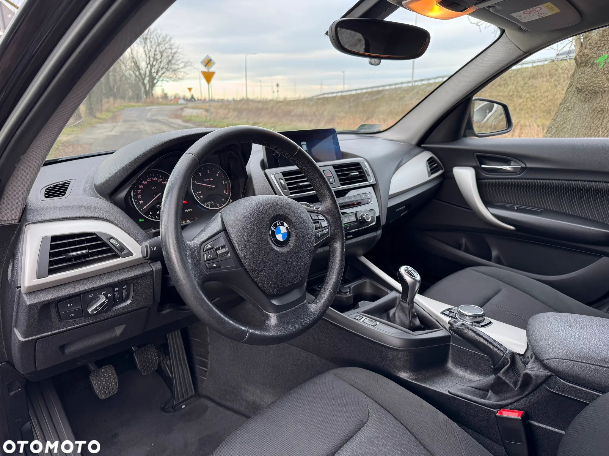 BMW Seria 1 116d - 22