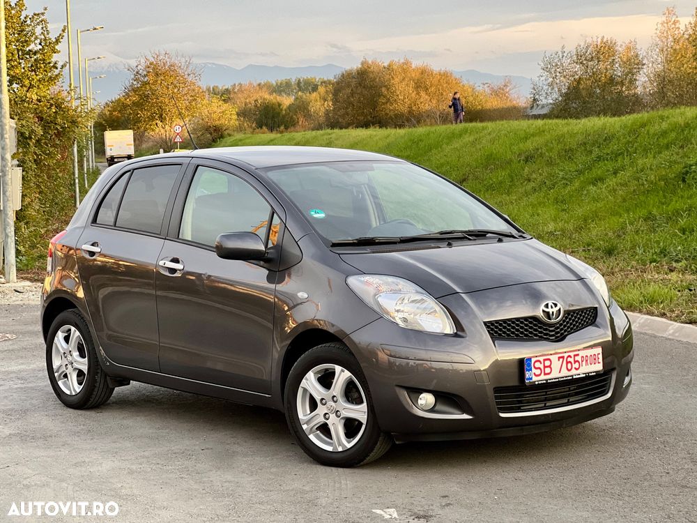 Toyota Yaris 1.33 VVT-i Executive - 1