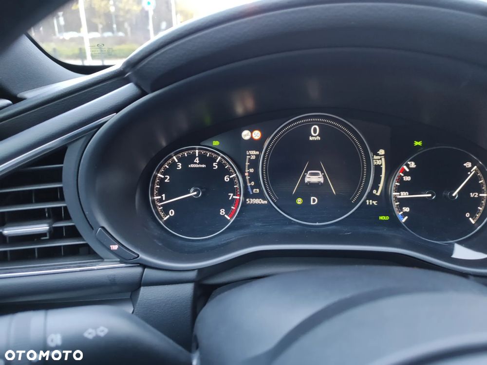 Mazda 3 2.0 mHEV Hikari - 11