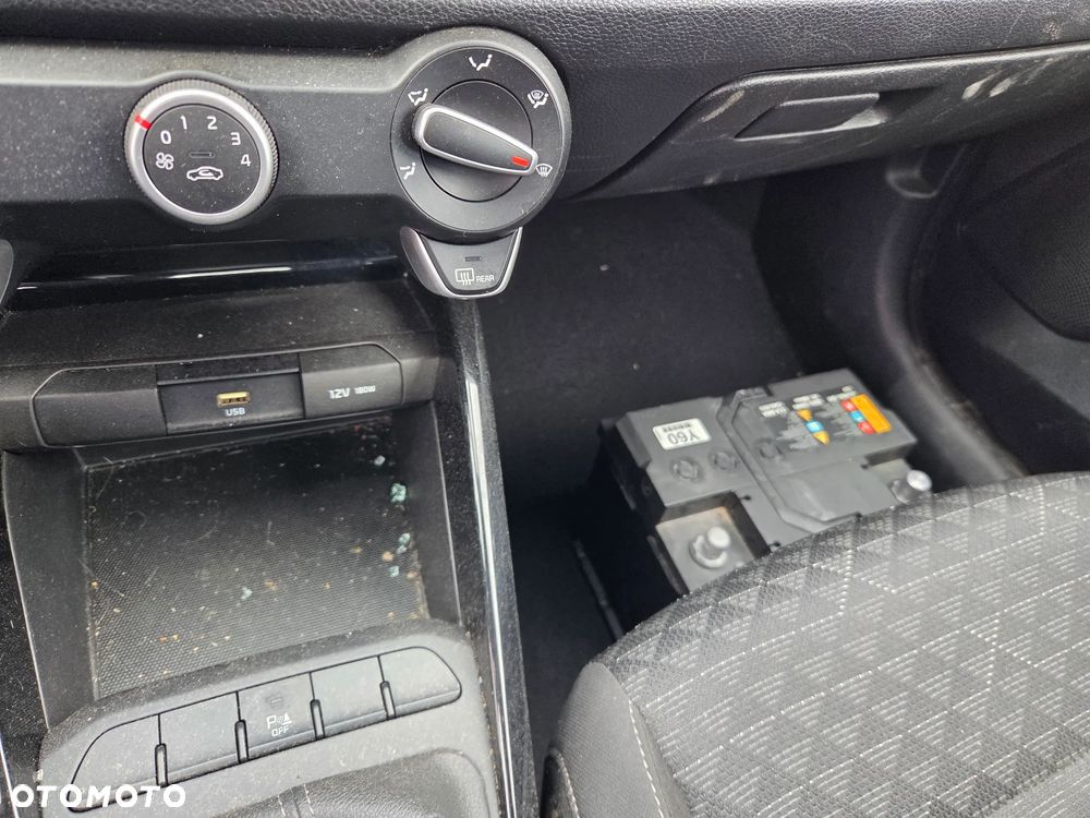 Kia Rio - 15
