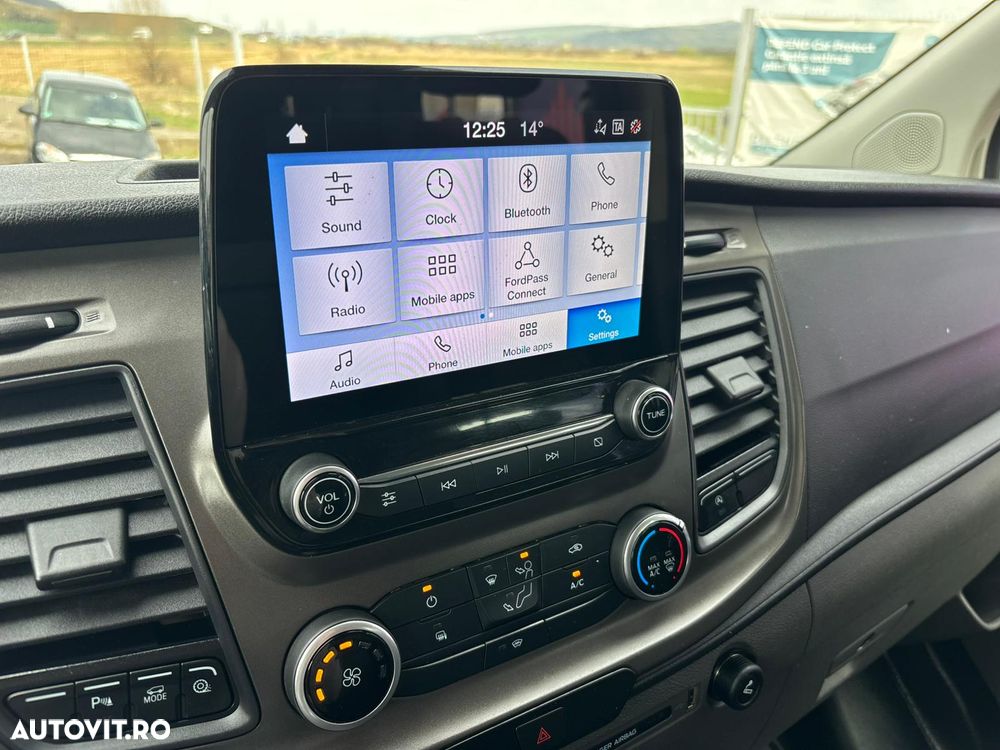 Ford TRANSIT CUSTOM - 20