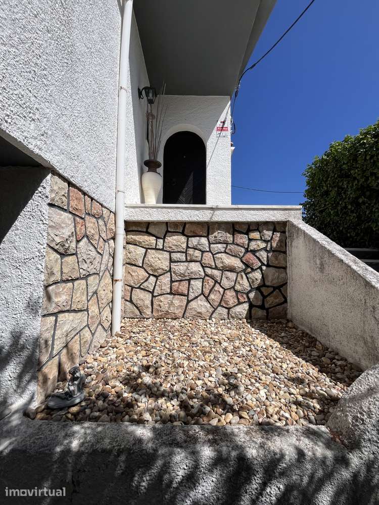 Moradia T4+1 em Remodelação na Cotovia, Sesimbra - Grande imagem: 4/19