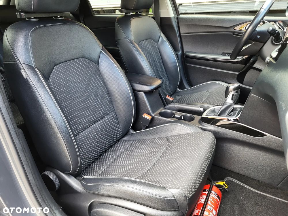 Kia Ceed 1.4 T-GDI L Business Line Plus - 33