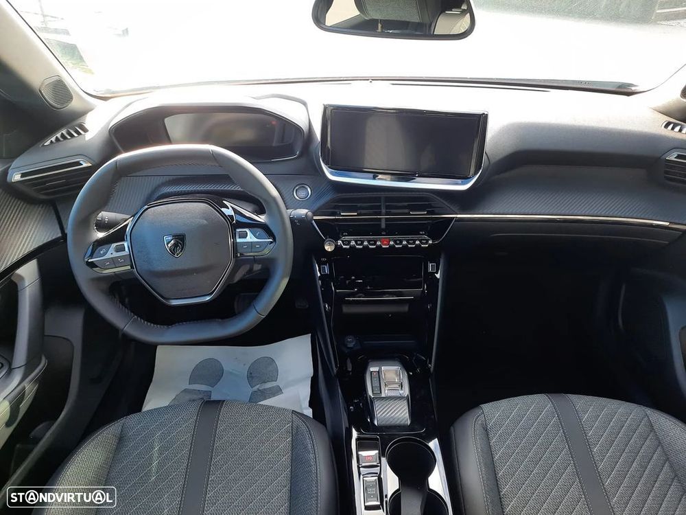 Peugeot e-2008 54 kWh Allure - 8