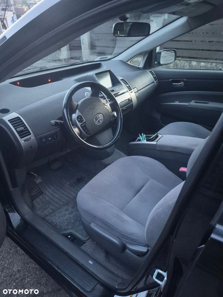 Toyota Prius - 6