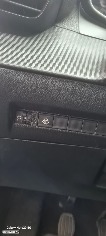 Peugeot 208 1.2 PureTech Like - 25