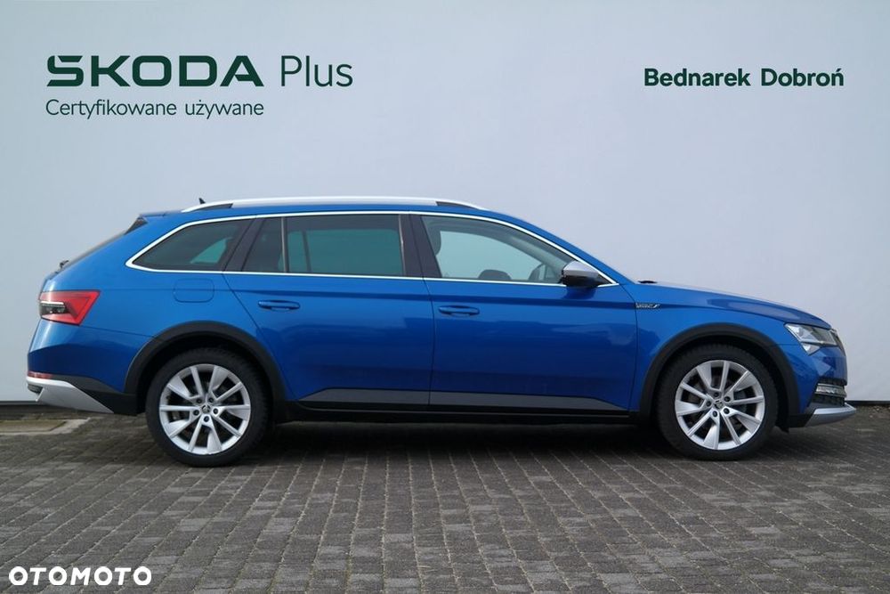 Skoda Superb 2.0 TDI SCR 4x4 Scout DSG - 4