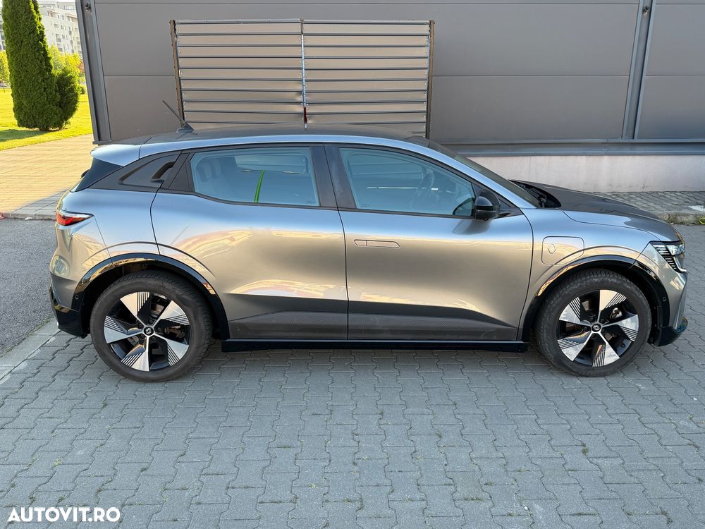 Renault Megane E-TECH 60 kWh 220 CP Iconic - 8